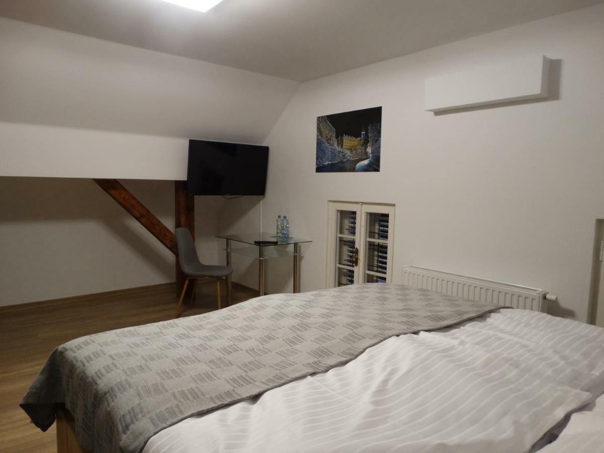 Hotel Garni Villa Areka Чешки Крумлов Екстериор снимка